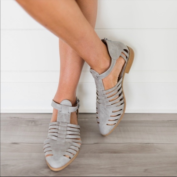 LADIES LIGHT GREY DISTRESSED CAGED ALMOND TOE FLAT - Picture 2 of 4